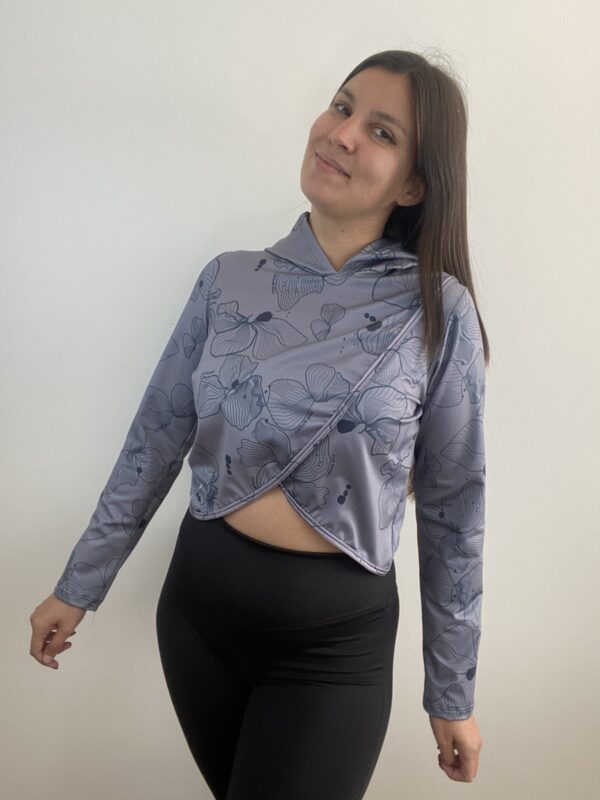Buzo Crop cruzado Lena